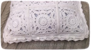 Декоративная наволочка на подушку "Белый ажур"