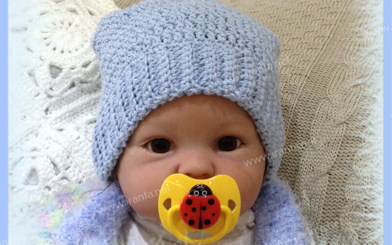 Классическая шапочка-бини для малыша